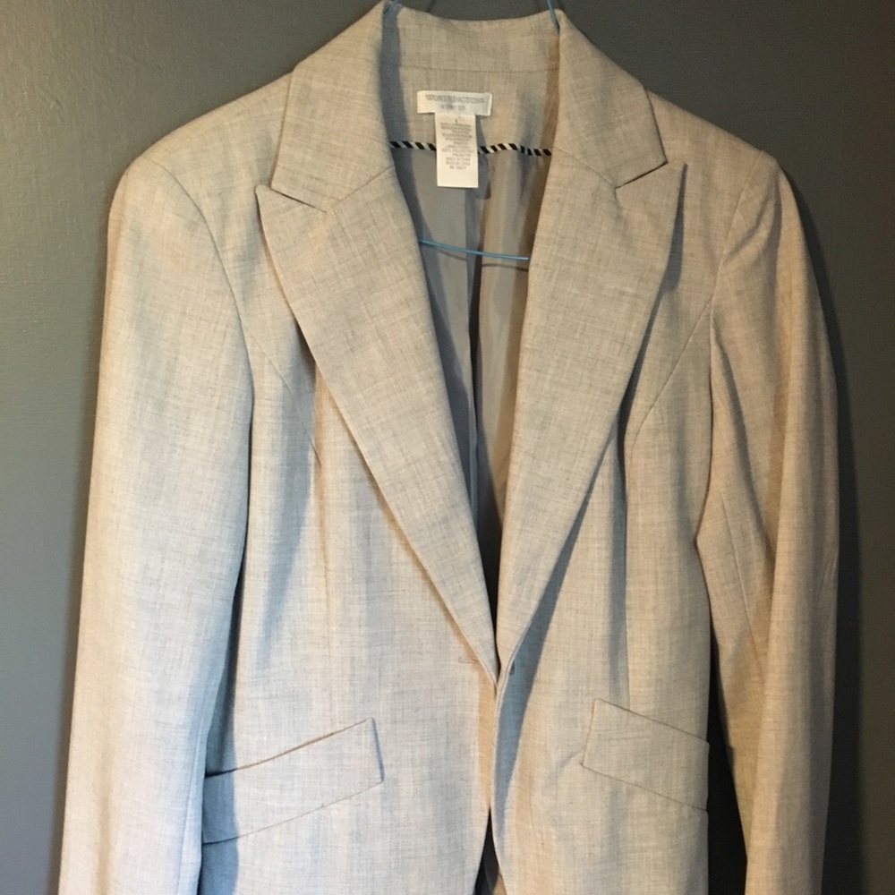 Suit coat